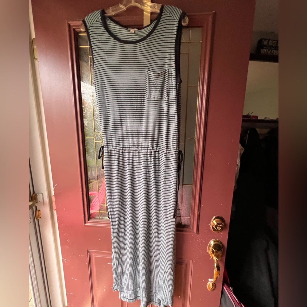 Sleeveless maxi dress by Gap